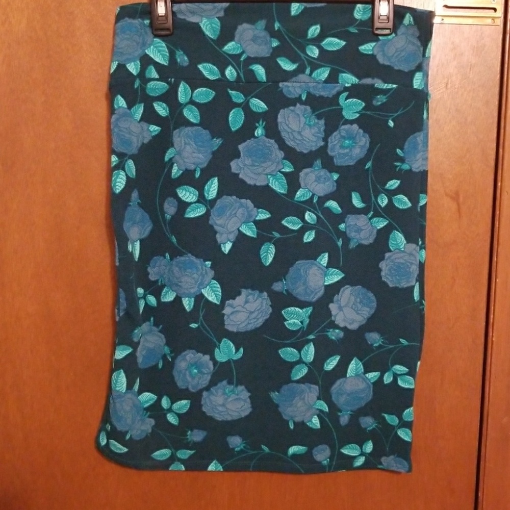 Lularoe Cassie Skirt